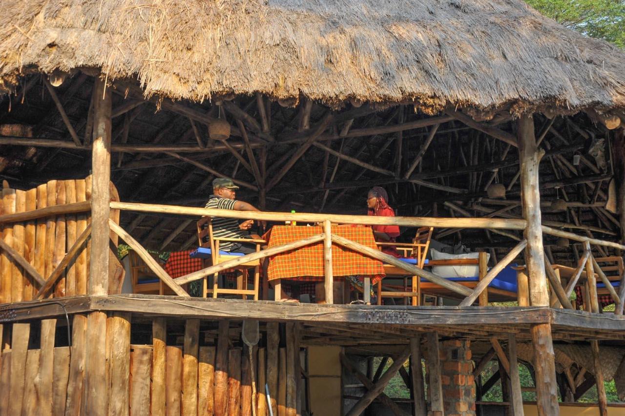 Kihihi Bullbush River Camp المظهر الخارجي الصورة